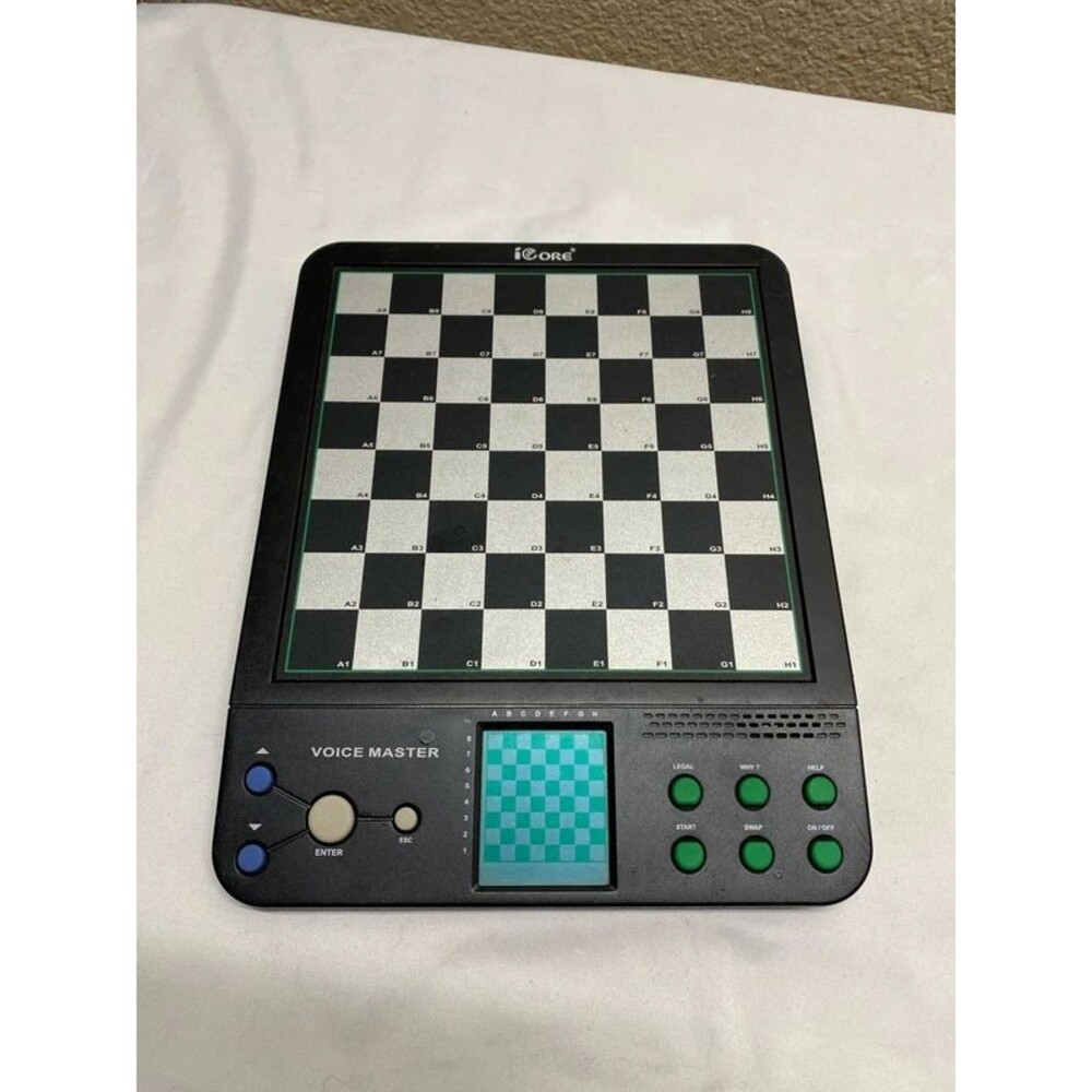iCore Voice Chess Master (Model GC3224), an electronic, computerized board game